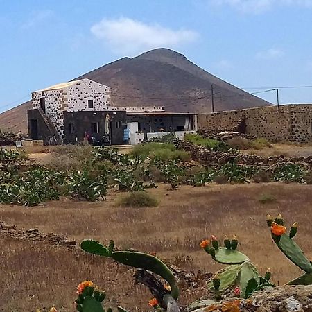 Lovely Cottage La Oliva Exterior photo